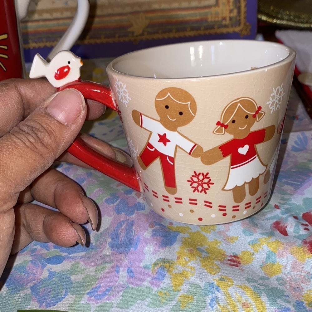 Signature Ursula's Christmas mug, gingerbread mug and holiday mug new in box - Picture 6 of 6